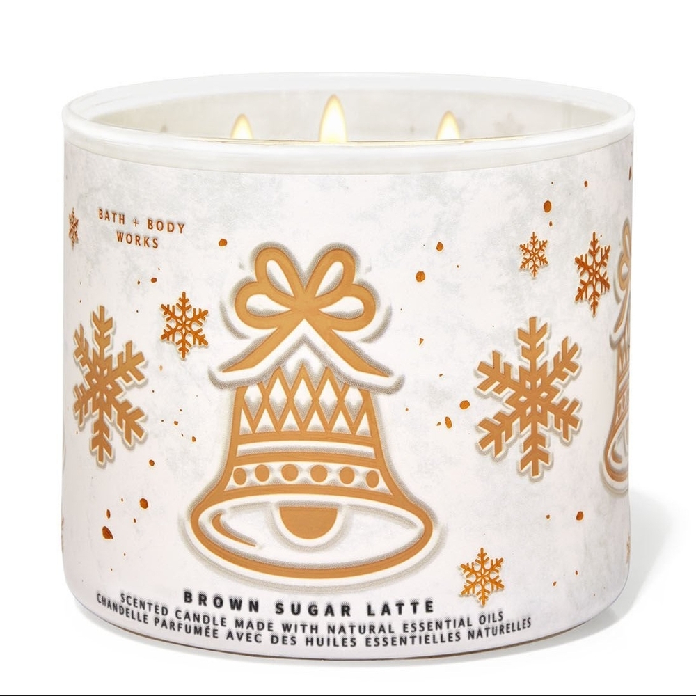 Bath & Body Works Brown Sugar Latte Candle with Gold Snowflakes